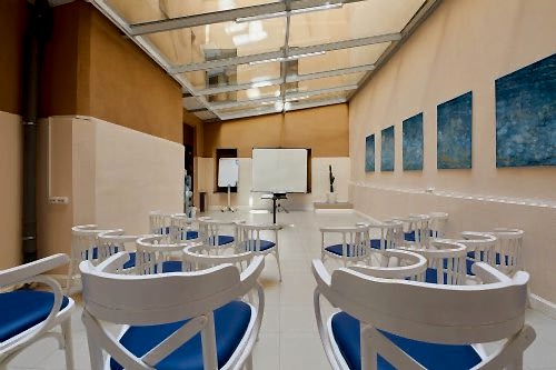 Конференц-зал