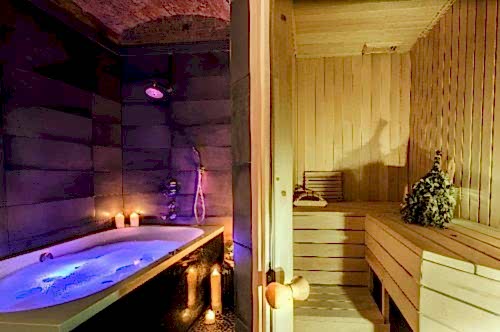 Сауна и джакузи